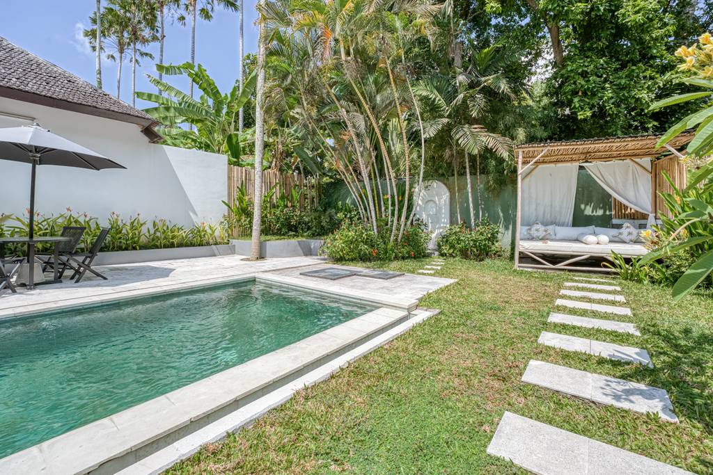 Three Bedrooms Villa 5